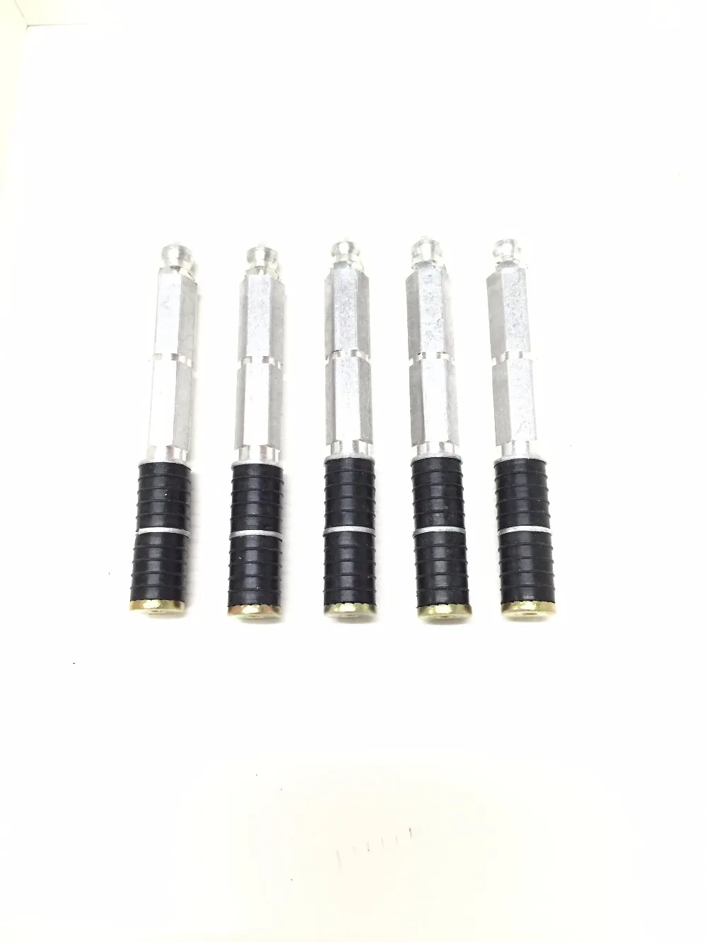 Pack of 50 concrete injection packers for grouting and sealing leaks in building cracks, measuring 10x100mm.