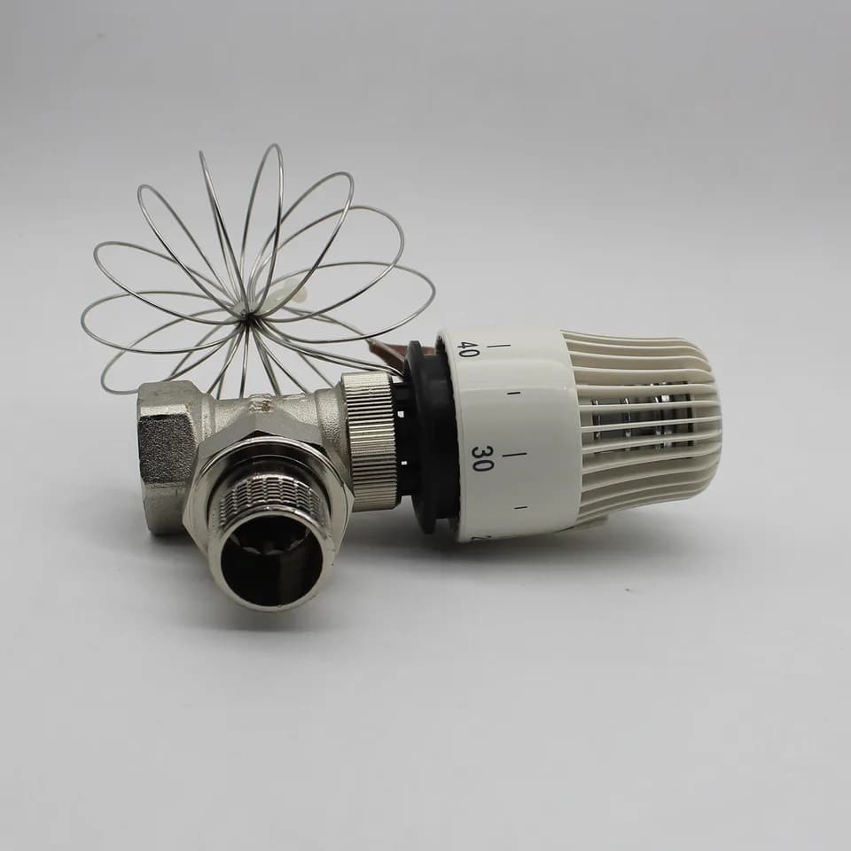 Thermostatic Radiator Valve M30x1.5 | 30-70°C Control | 2-Way Angle - Thumbnail 3