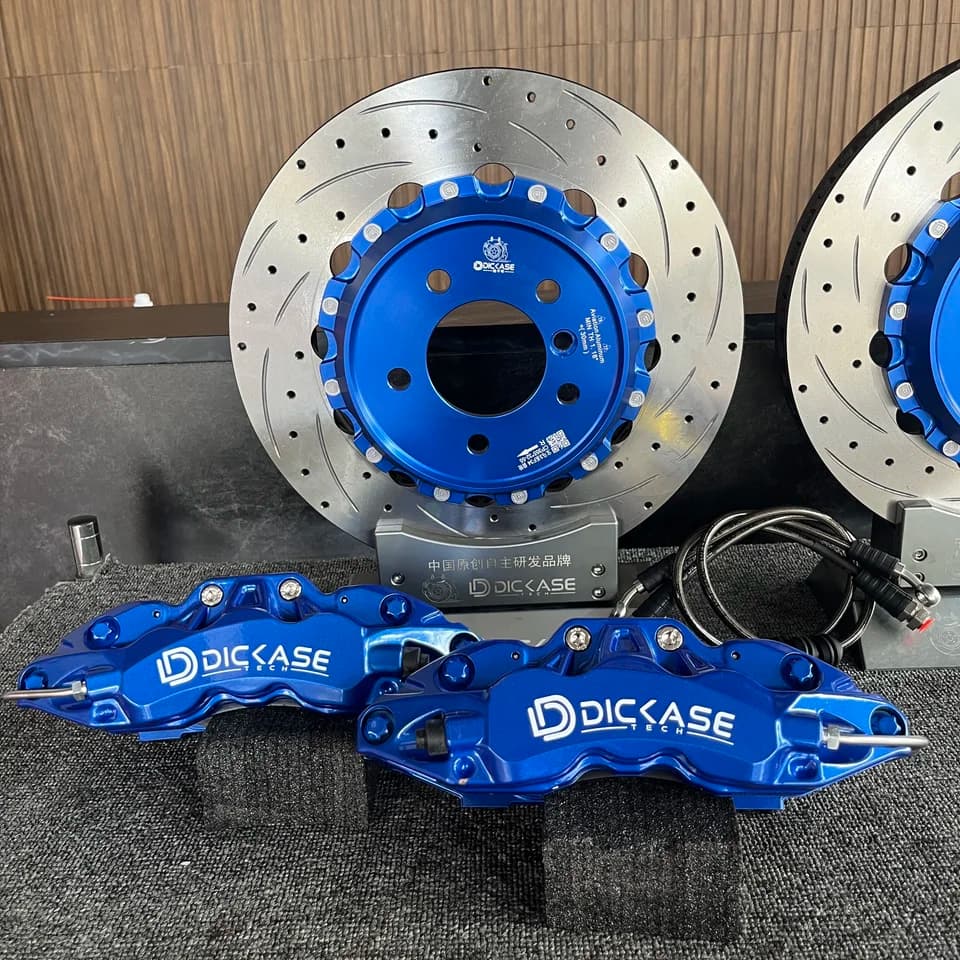 Brake Pads and Rotors Kit | 6-Piston Calipers | For BMW F30 F80 E92 - Thumbnail 4
