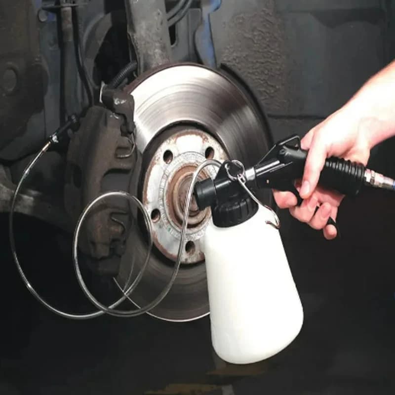 Brake Bleeder Kit | Air-Powered Clutch & Brake Fluid Extractor - Thumbnail 5