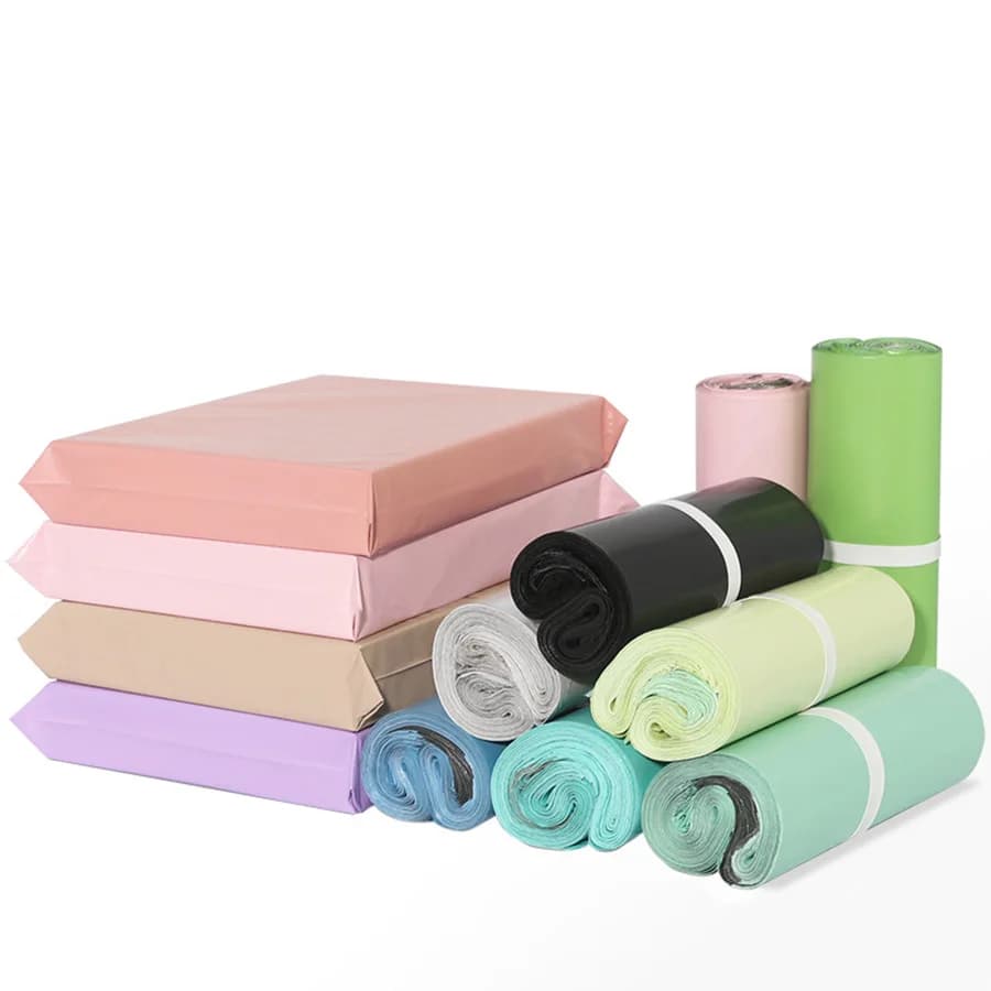 Garment Mailing Bags | Self-Adhesive & Waterproof | 20-50pc Pack - Thumbnail 5