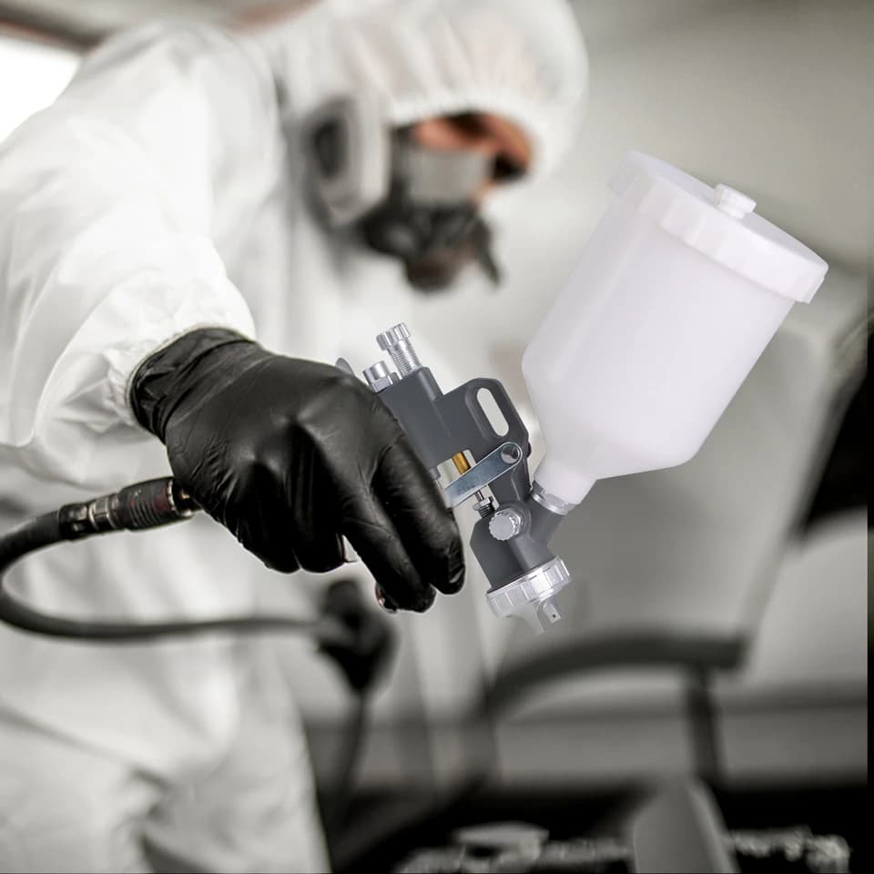 Professional Paint Sprayer | 1.5mm 600ML | Pneumatic Airbrush Tool - Thumbnail 4