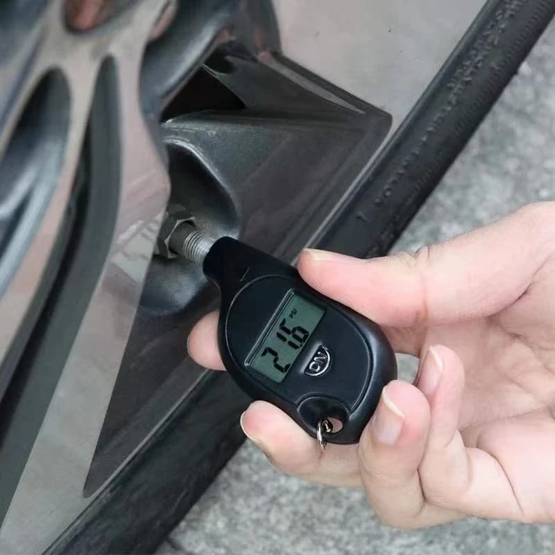Tire Pressure Gauge | Backlit LCD | 250 PSI for Cars & Motorcycles - Thumbnail 3