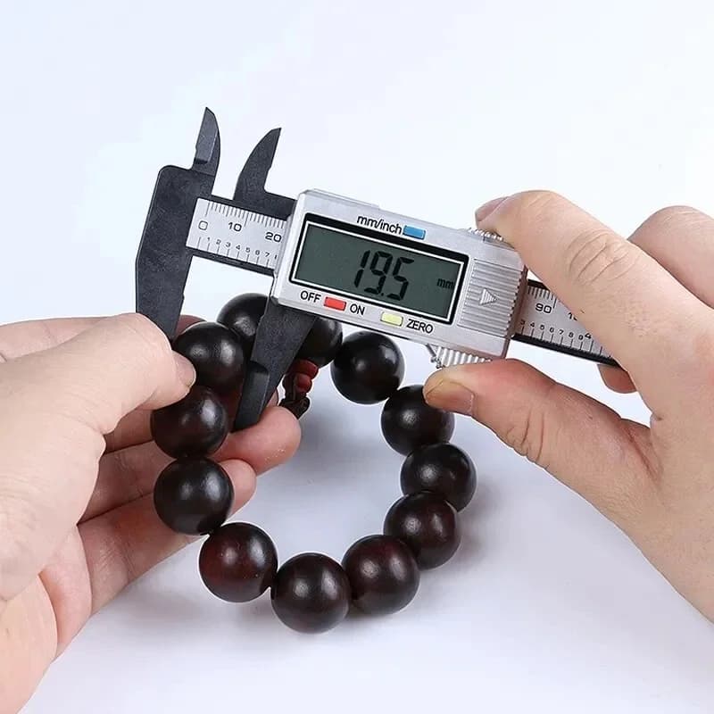 Digital Vernier Caliper | 0-150mm Measuring Tool | Plastic Body - Thumbnail 2