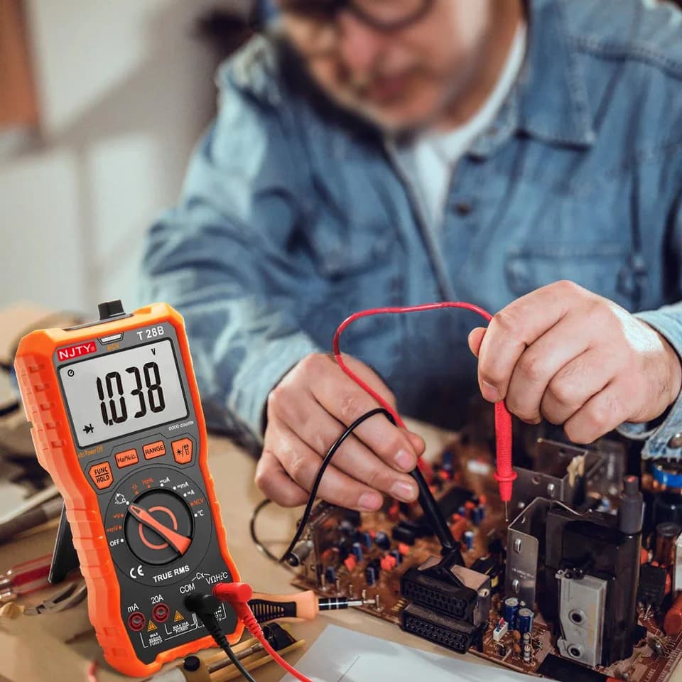 Digital Multimeter T28B | 20A TRMS, 6000 Counts | Voltage, Amp, Resistance - Thumbnail 3