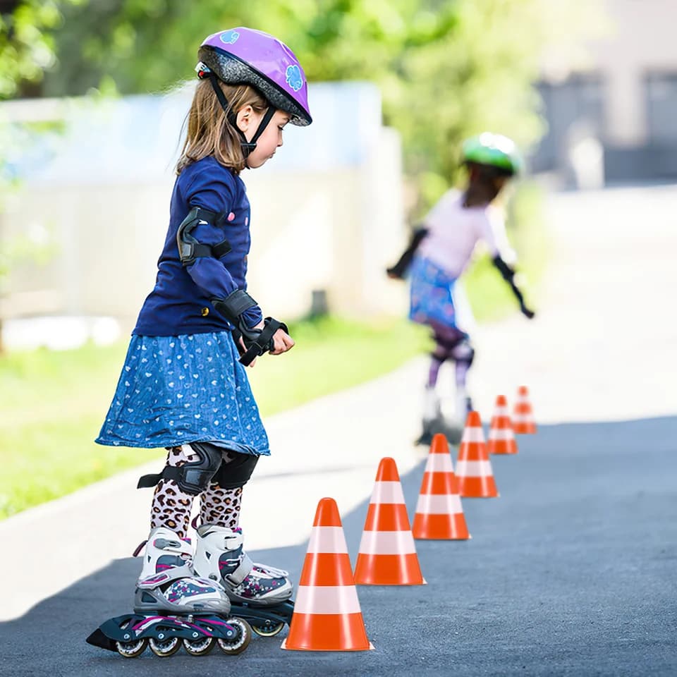 6x Road Traffic Cone Set | Reflective & Durable | Portable Safety Barrier - Thumbnail 6