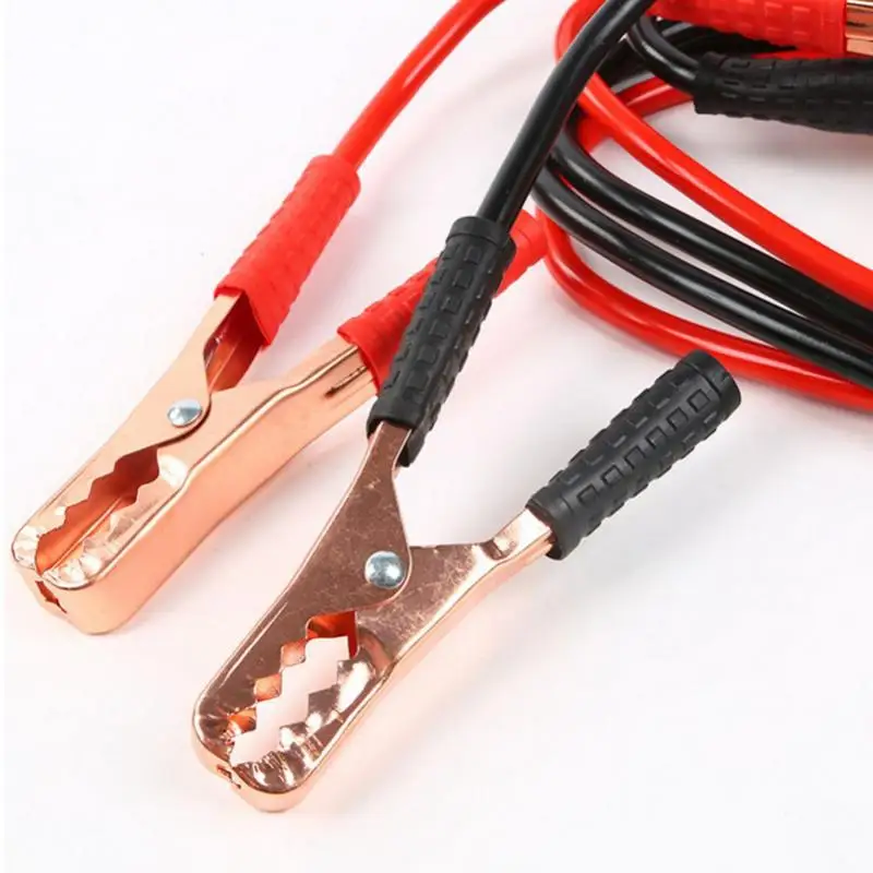 Heavy-duty 500A car battery jumper cables, essential jumper cables for car battery jump starting, designed for automotive use.