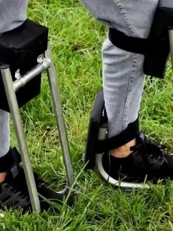Kneeling Stool for Garden | Portable Foam Knee Pad Seat | Labour-Saving Farm Work - Thumbnail 6