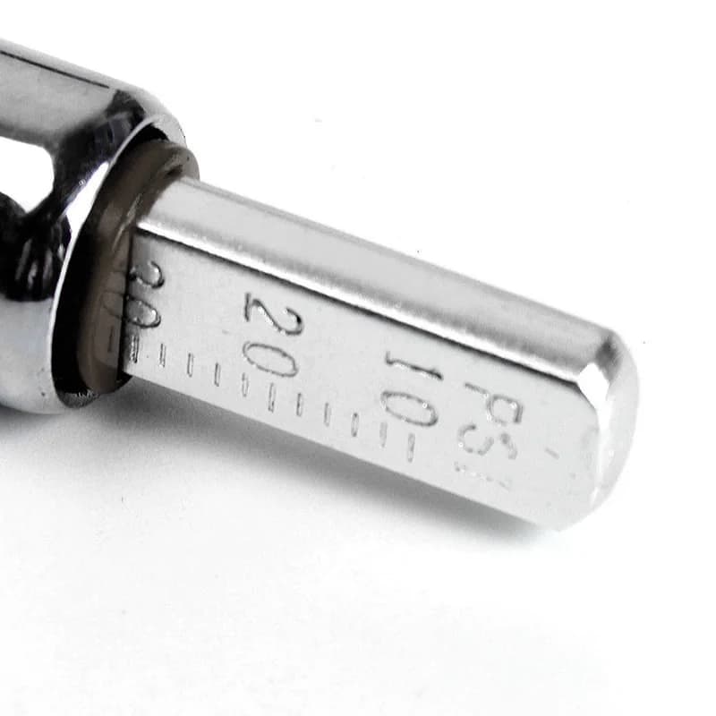 Heavy-Duty Tyre Pressure Gauge | 10-150 PSI | Dual Head Truck Tool - Thumbnail 3