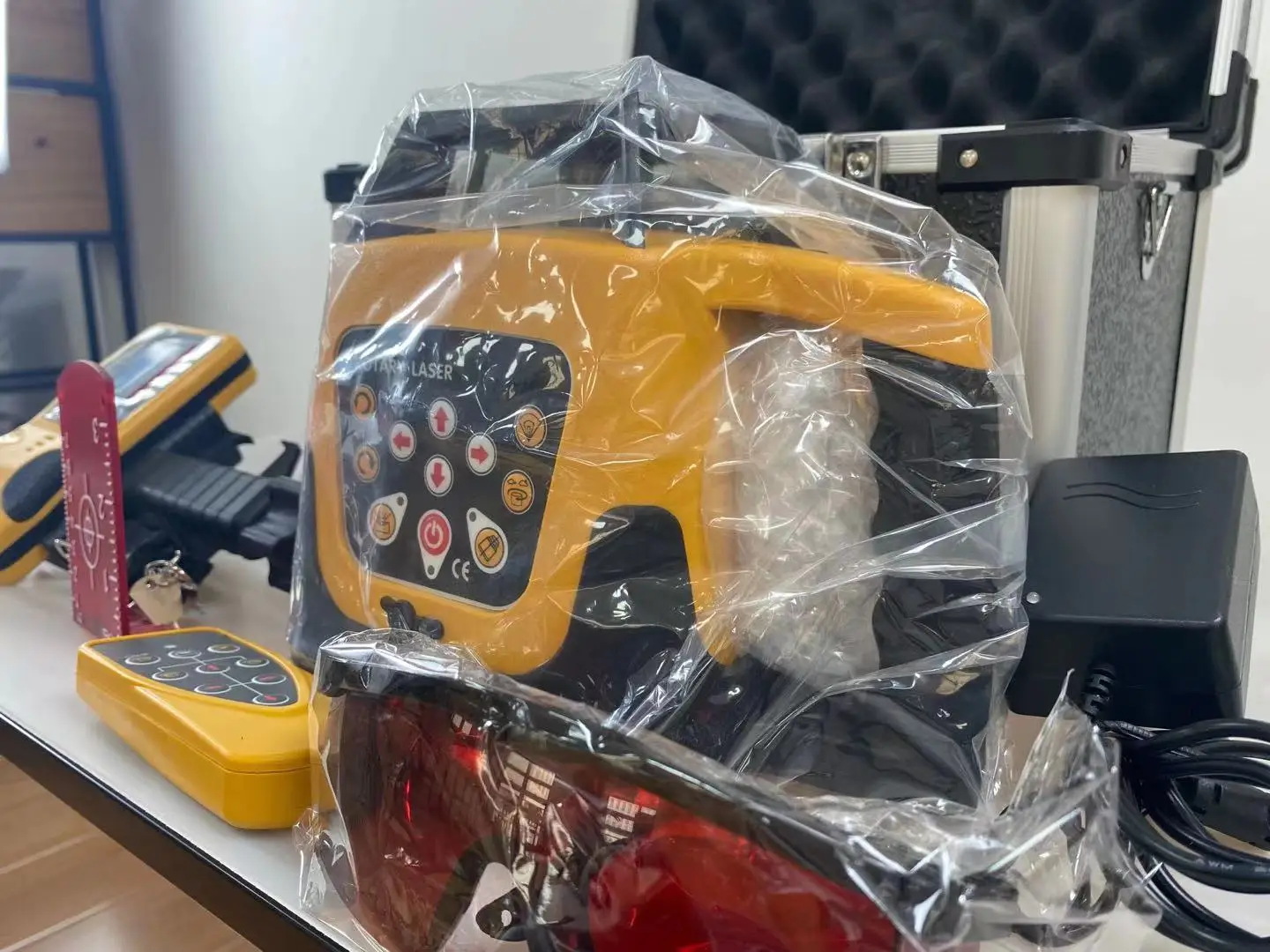 High-Accuracy Rotary Laser Level | 3D Red Beam with 500m Range | Automatic Electronic Self-Leveling - Thumbnail 3