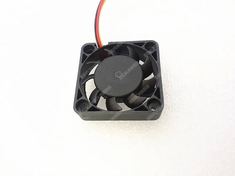 40mm x 10mm Cooling Fan | 5V/12V/24V DC | 2-Pin & 3-Pin for GPU & Chipset Thermal Management - Thumbnail 3