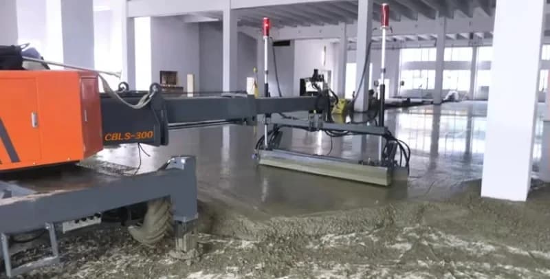 Laser Screed Machine | 360° Hydraulic Leveling | Motorized Vibration System - Thumbnail 4