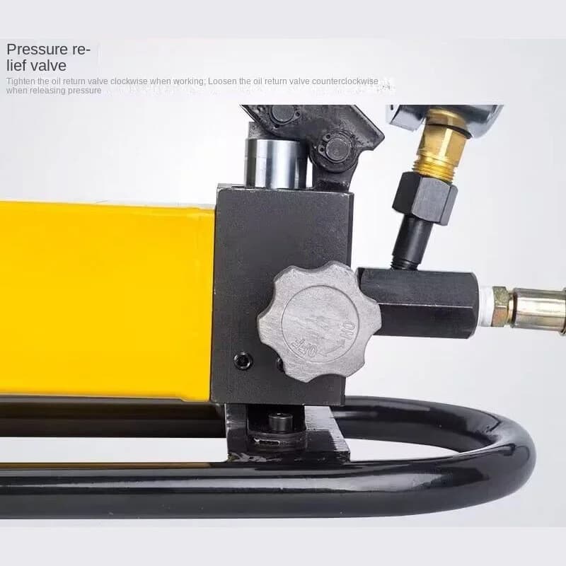 Portable Hydraulic Pump Station | CP-700D Manual High-Pressure System for Crimping & Clamping - Thumbnail 3