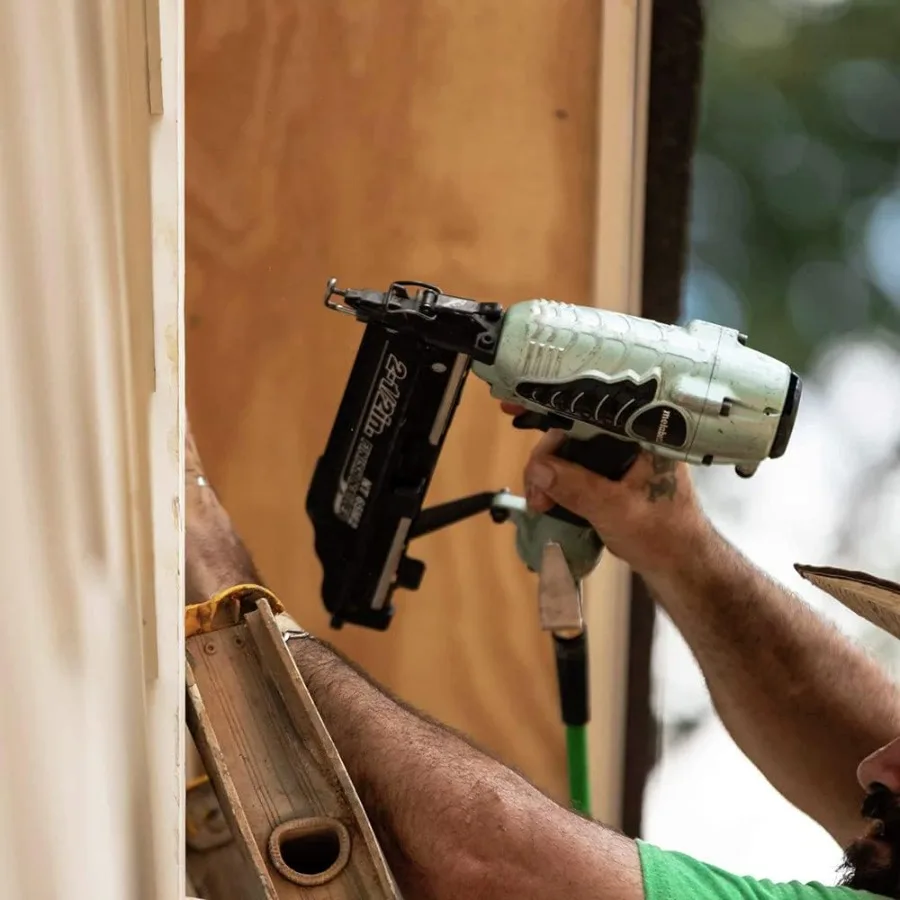 Finish Nailer | Pro-Preferred with Air Duster | Molding & Chair Rail Installation - Thumbnail 4
