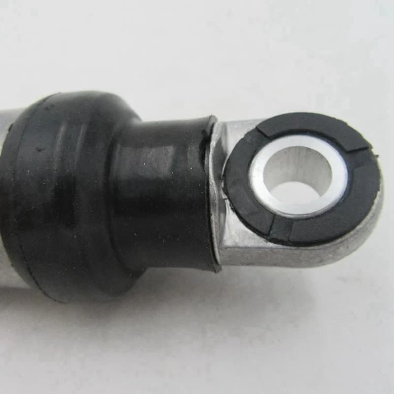 Pair of hydraulic belt tensioner pulleys, part numbers 16601-28050 and 16601-28041, for Toyota Avensis, Previa, and Camry.