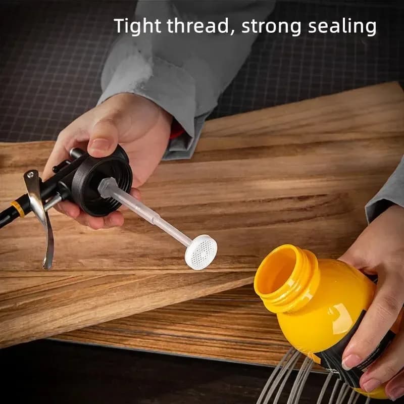 High-Pressure Oil Can | 500ml Capacity | Precision Long Nozzle & Thumb Pump for Machine Lubrication - Thumbnail 3