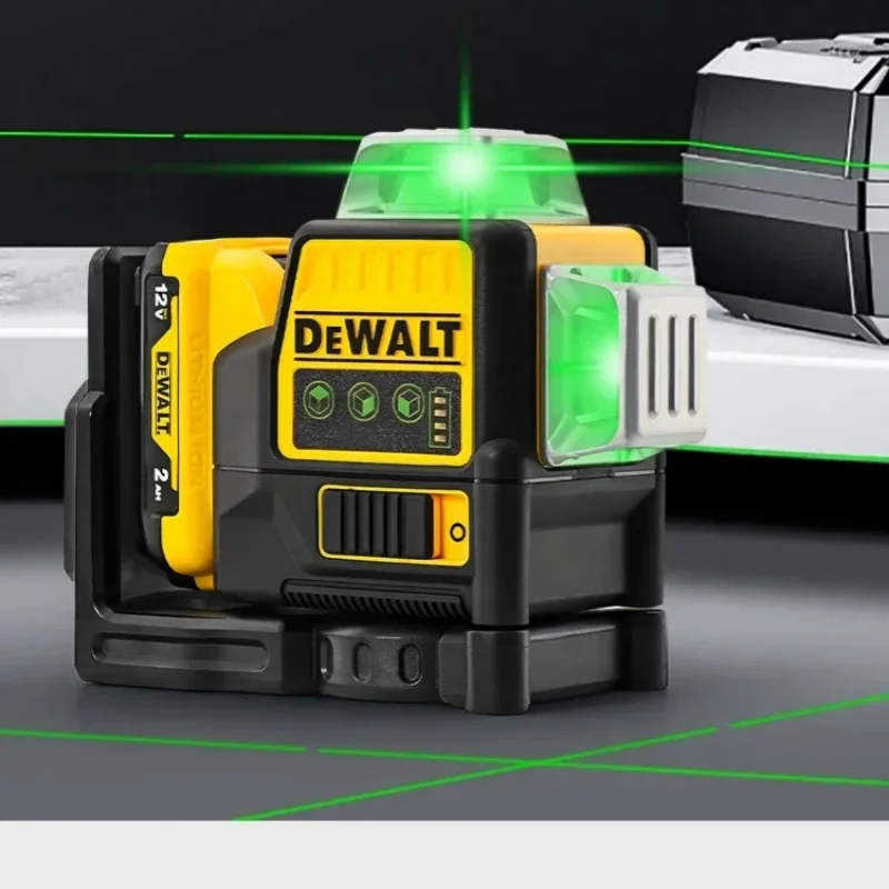 DeWalt DW089LG 3-Sided Laser Level | 360° Green Beam Alignment | 12V Lithium Battery - Thumbnail 4
