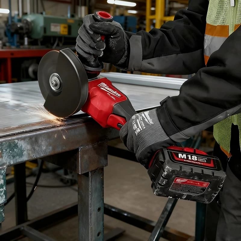 Milwaukee M18 Cordless Angle Grinder | 125mm Brushless Power | Professional Cutting & Polishing Tool - Thumbnail 5