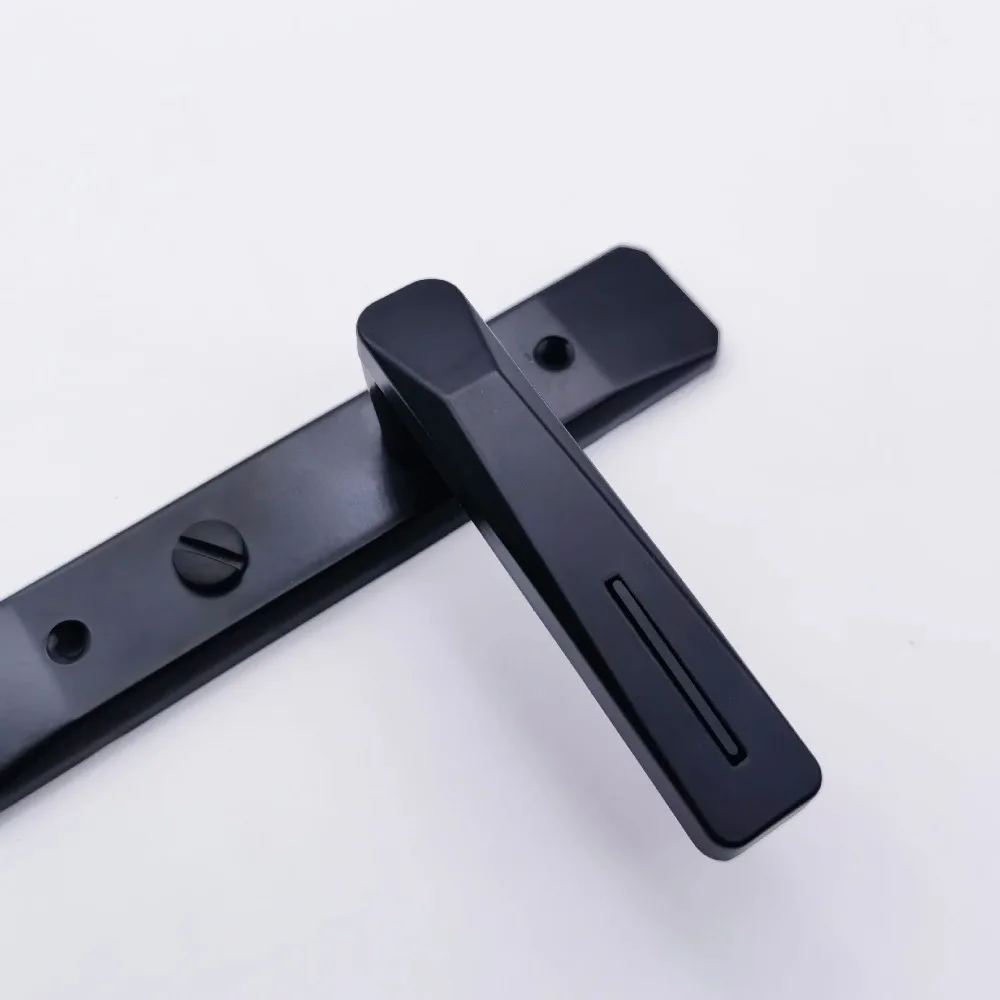 Heavy-Duty Keyless Door Handle Lock | Metal Single Tongue | Thickened Security Bathroom & Household Hardware - Thumbnail 2