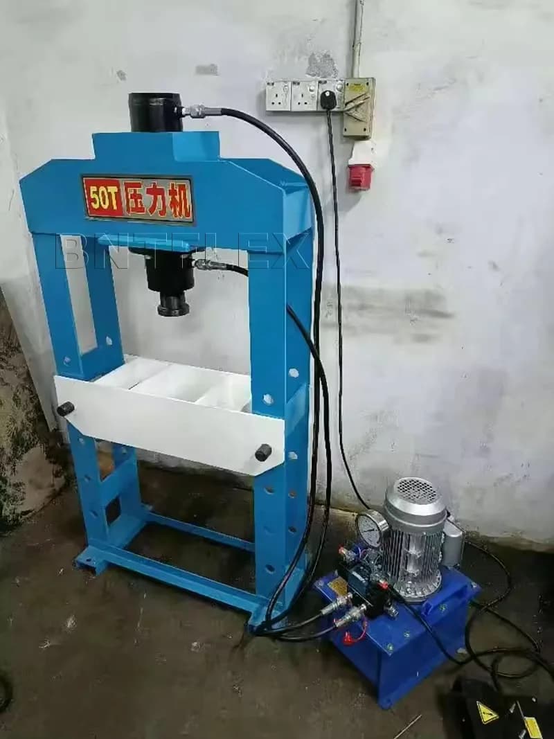 50-Ton Industrial Hydraulic Press | Precision Bearing & Gantry Pressing Machine | Heavy-Duty Inspection - Thumbnail 2
