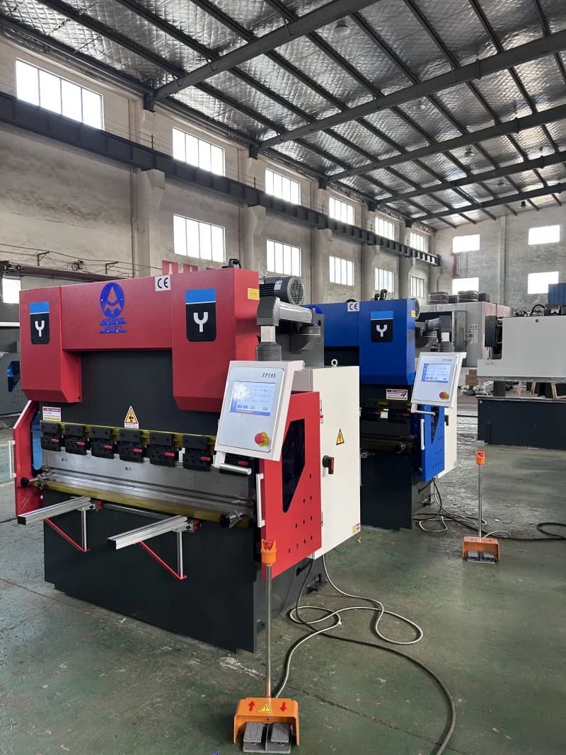 30-Ton Hydraulic Press Brake | Compact Metal Bending Machine | TP10S Control System - Thumbnail 3