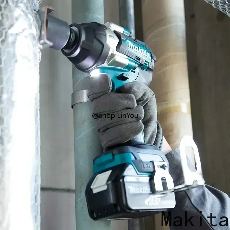 Makita DTW700 Brushless Cordless Screwdriver | 18V Rechargeable Drill Driver for Woodworking & Milling - Thumbnail 6
