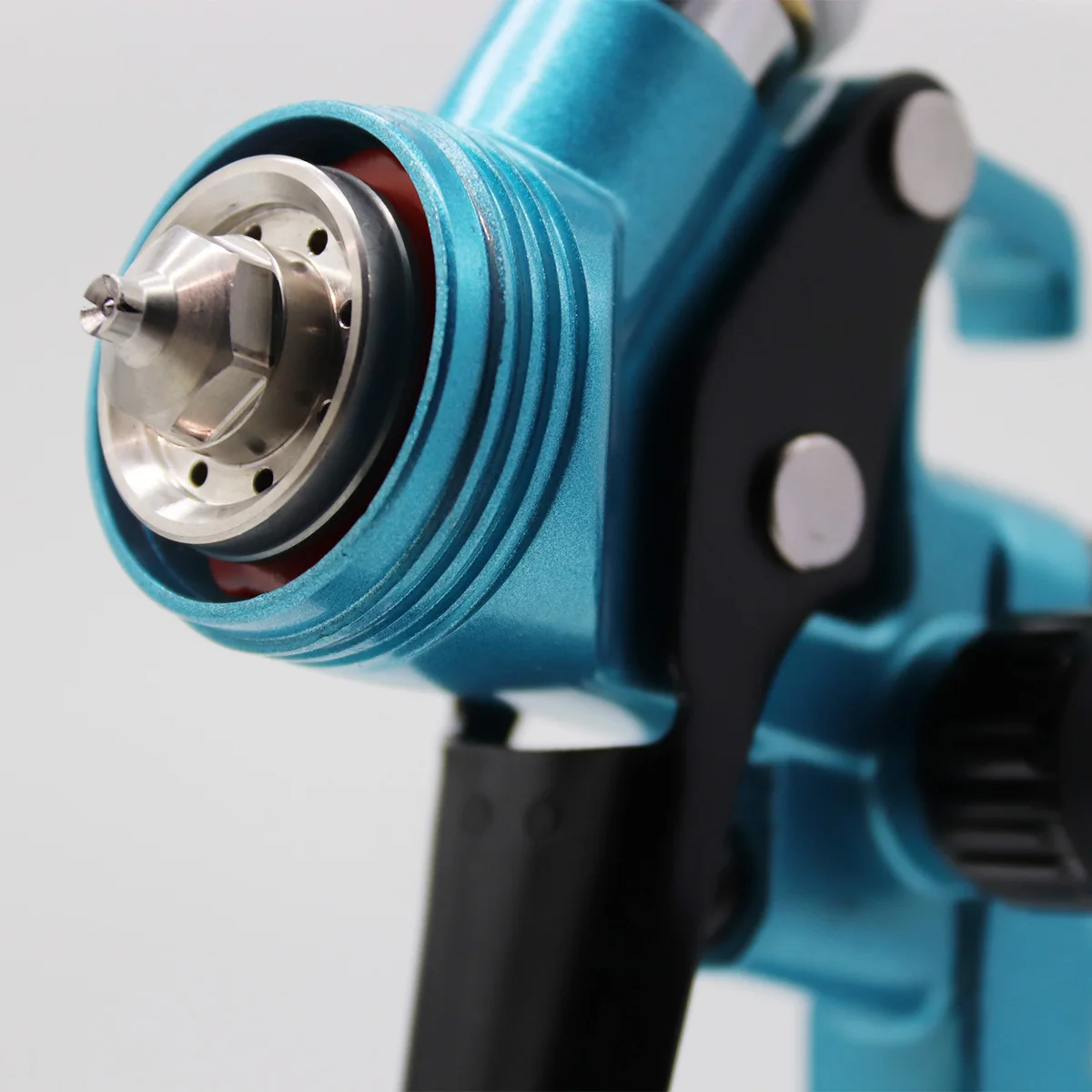 Nozzle Air Spray Gun | 1.3mm High Fine Atomization | Professional Car Paint & Finish Application - Thumbnail 2