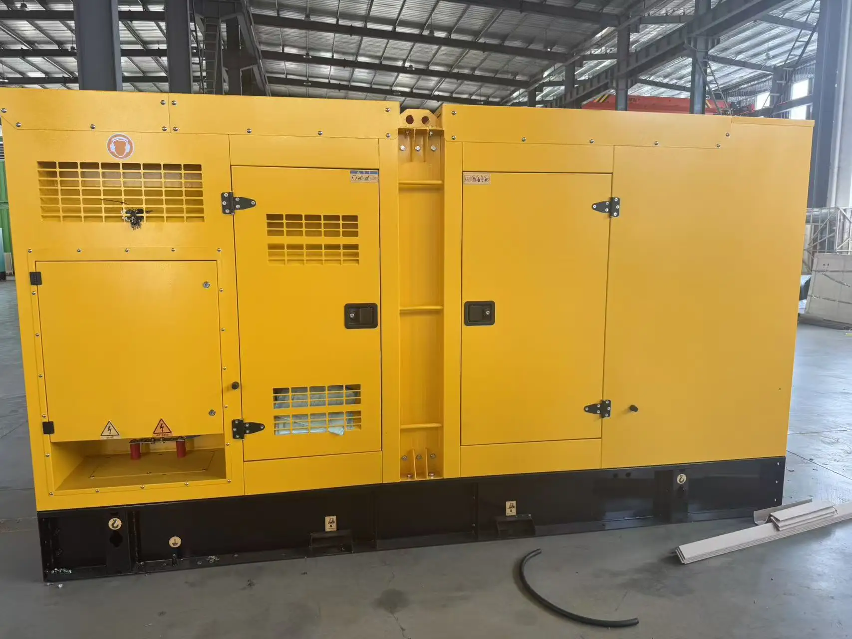 Silent Diesel Generator | 300-400kVA Soundproof Power | Industrial Genset - Thumbnail 3