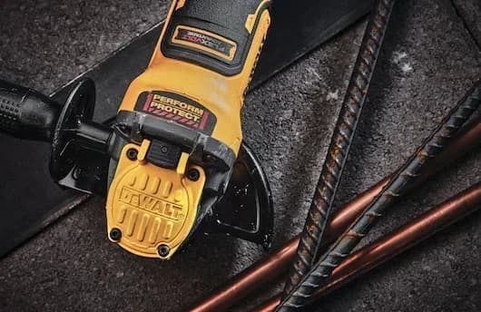 DeWalt DCG409 Brushless Cordless Angle Grinder | 20V MAX | 125mm Cutting & Polishing Power Tool - Thumbnail 6