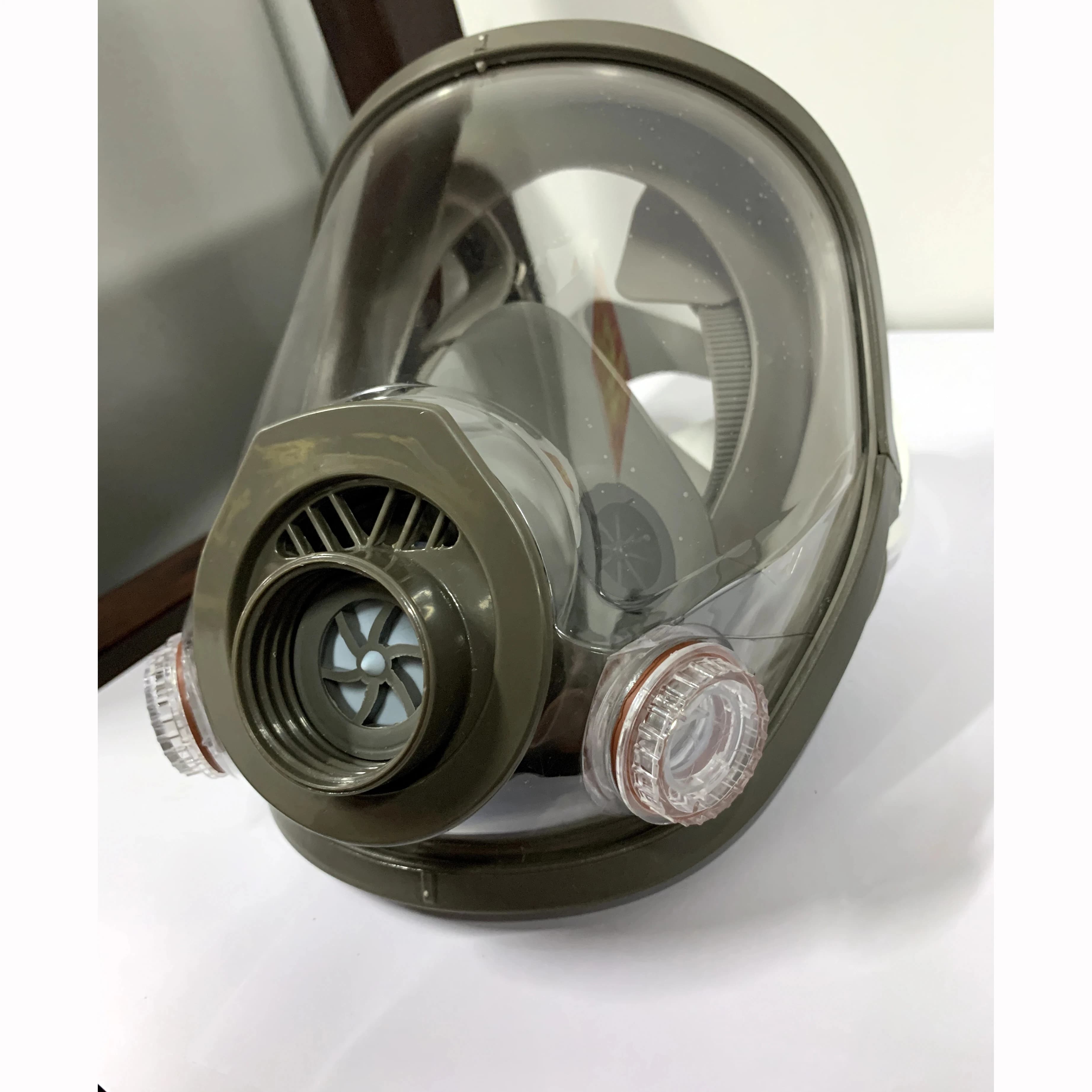 6800 Series Respirator | Multi-Purpose 3-Port System | Organic Vapor & Paint Spray Protection - Thumbnail 4