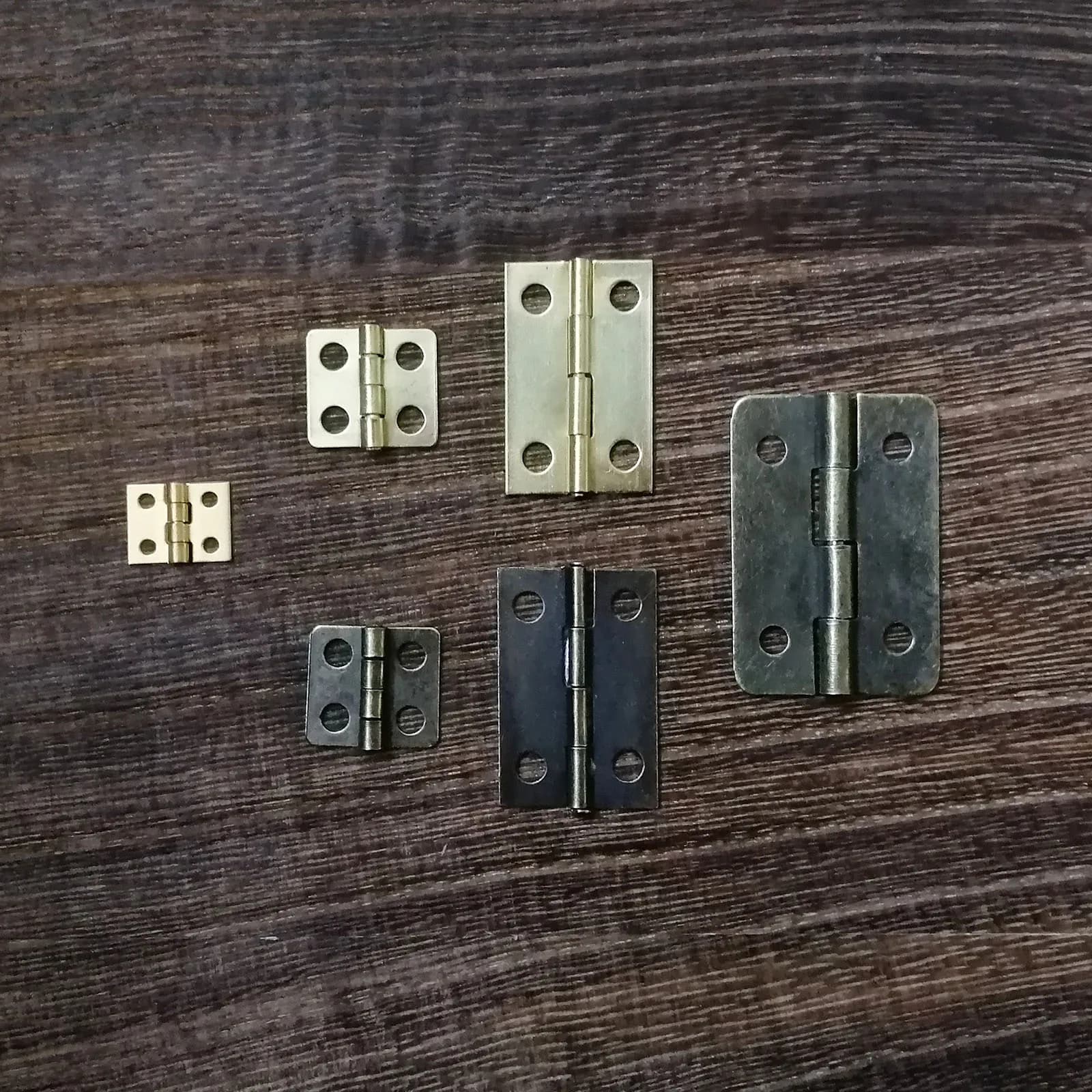 Antique Brass Door Hinge | 12pcs Set with Screws | For Jewelry Chest & Dollhouse Cabinets - Thumbnail 5