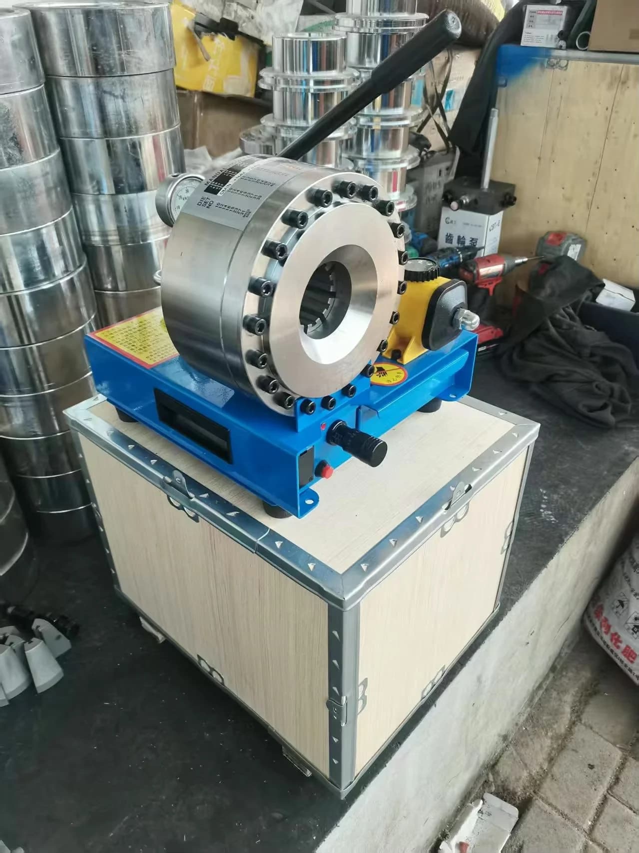 1 Hydraulic Hose Crimping Machine | Portable Manual Tool for Industrial & Repair - Thumbnail 2