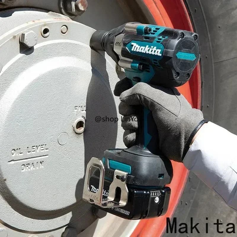 Makita DTW700 Brushless Cordless Screwdriver | 18V Rechargeable Drill Driver for Woodworking & Milling - Thumbnail 2