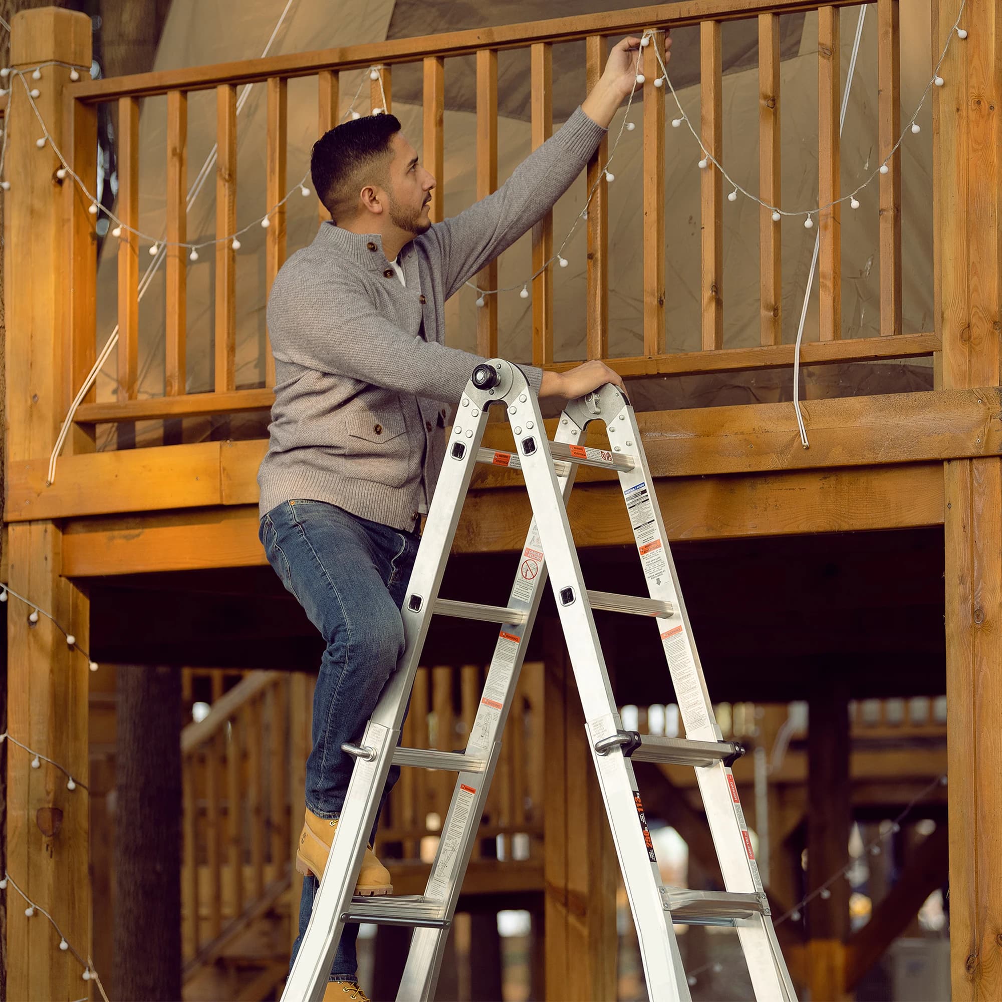 A-Frame Telescopic Ladder | Multipurpose Aluminum Structure | Professional Grade - Thumbnail 6