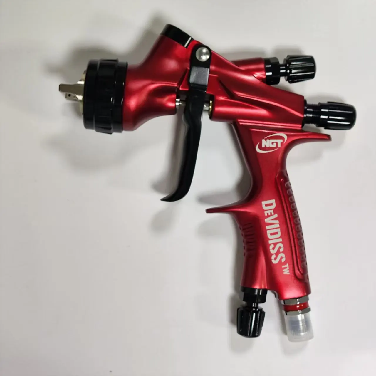 HVLP Spray Gun | DEVIDISS NGT Pro TE20 Lite | 1.3mm Nozzle for All Car Paints - Thumbnail 3