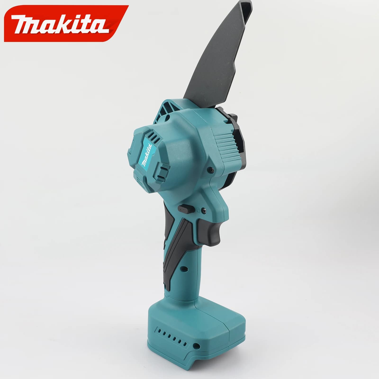 Makita 18V Cordless Chainsaw | Professional-Grade Brushless Motor | Compact & Lightweight for Trimming & Pruning - Thumbnail 4