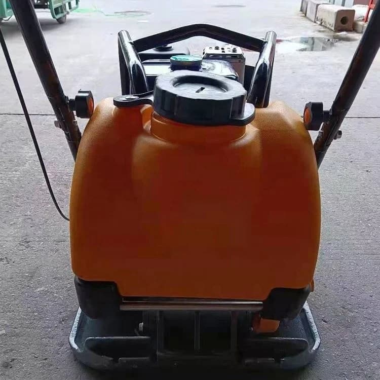 Plate Compactor | Central Machinery Design | For Road Pavement & Excavation Work - Thumbnail 4