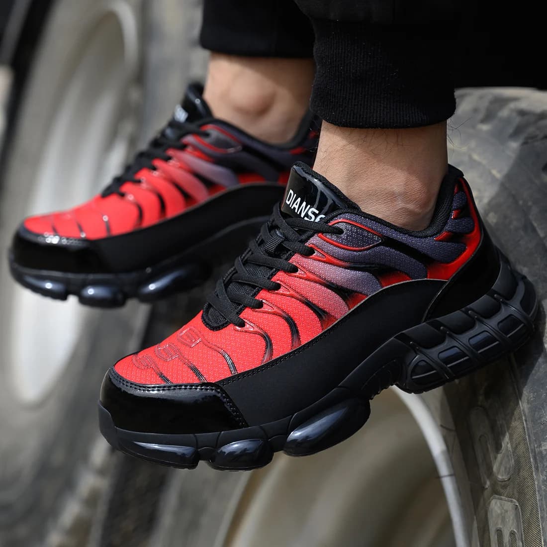 Safety Shoes for Men | Non-Slip Breathable Work Boots | Anti-Puncture Heavy-Duty Construction - Thumbnail 4