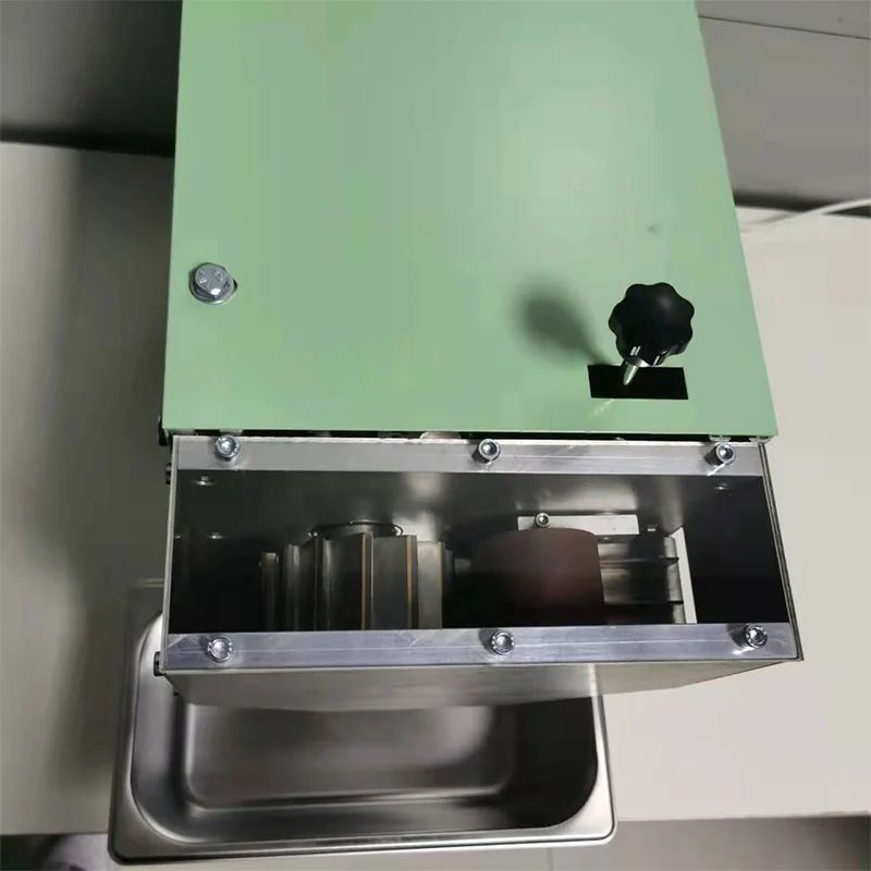 Desktop Granulator | 400W Micro-Plastic Particle Production | Compact Cutting System - Thumbnail 4