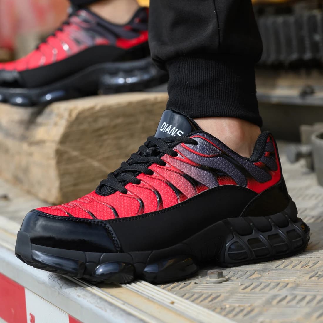 Safety Shoes for Men | Non-Slip Breathable Work Boots | Anti-Puncture Heavy-Duty Construction - Thumbnail 6