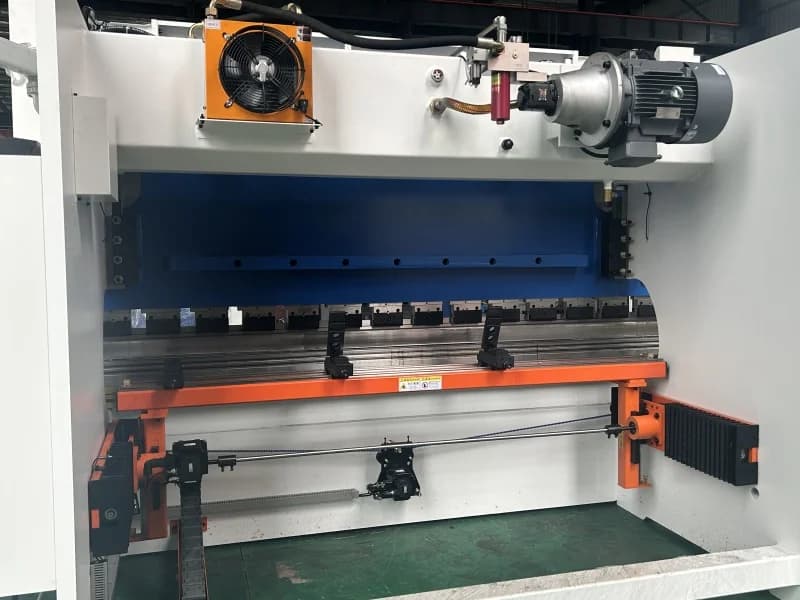 4+1 Axis Servo Press Brake | 130-Ton Bending Capacity | DA53TX CNC Control System - Thumbnail 2