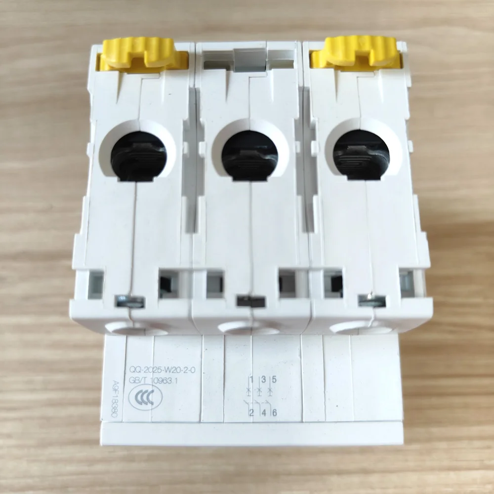 Miniature Circuit Breaker | Acti9 IC65N Series | Type C 1-80A | 1P-4P - Thumbnail 4