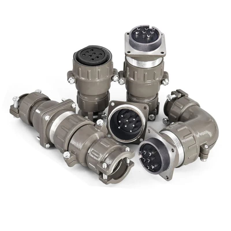 P32 8-Core Aviation Plug Connector with 8-pin socket, reverse mount design, and 32mm diameter for secure industrial connections.