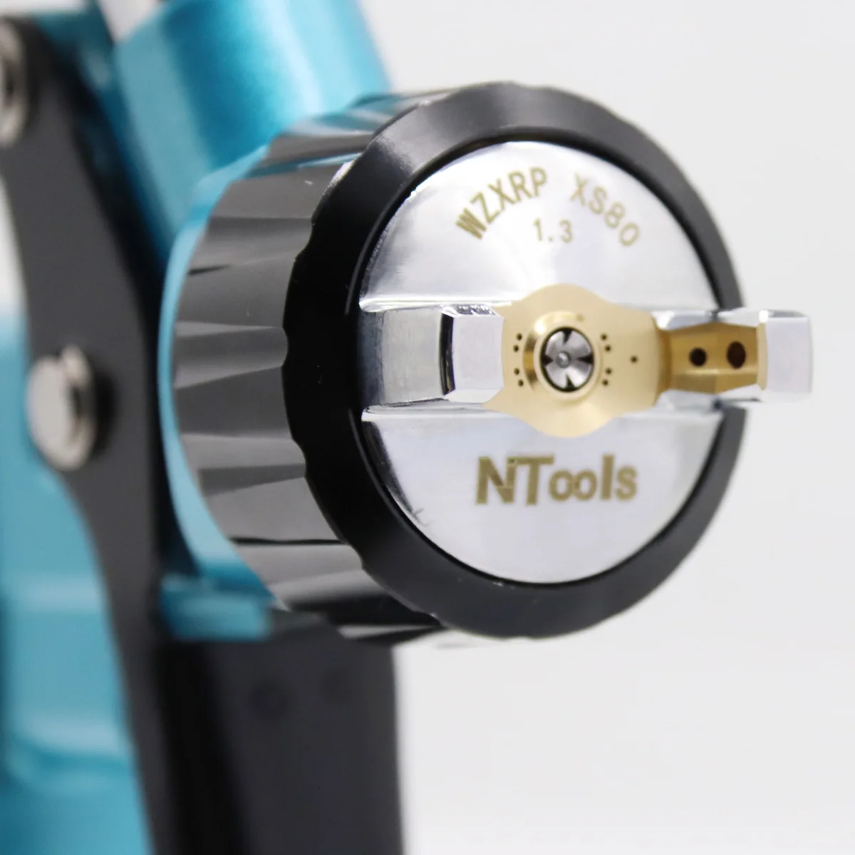 Nozzle Air Spray Gun | 1.3mm High Fine Atomization | Professional Car Paint & Finish Application - Thumbnail 4