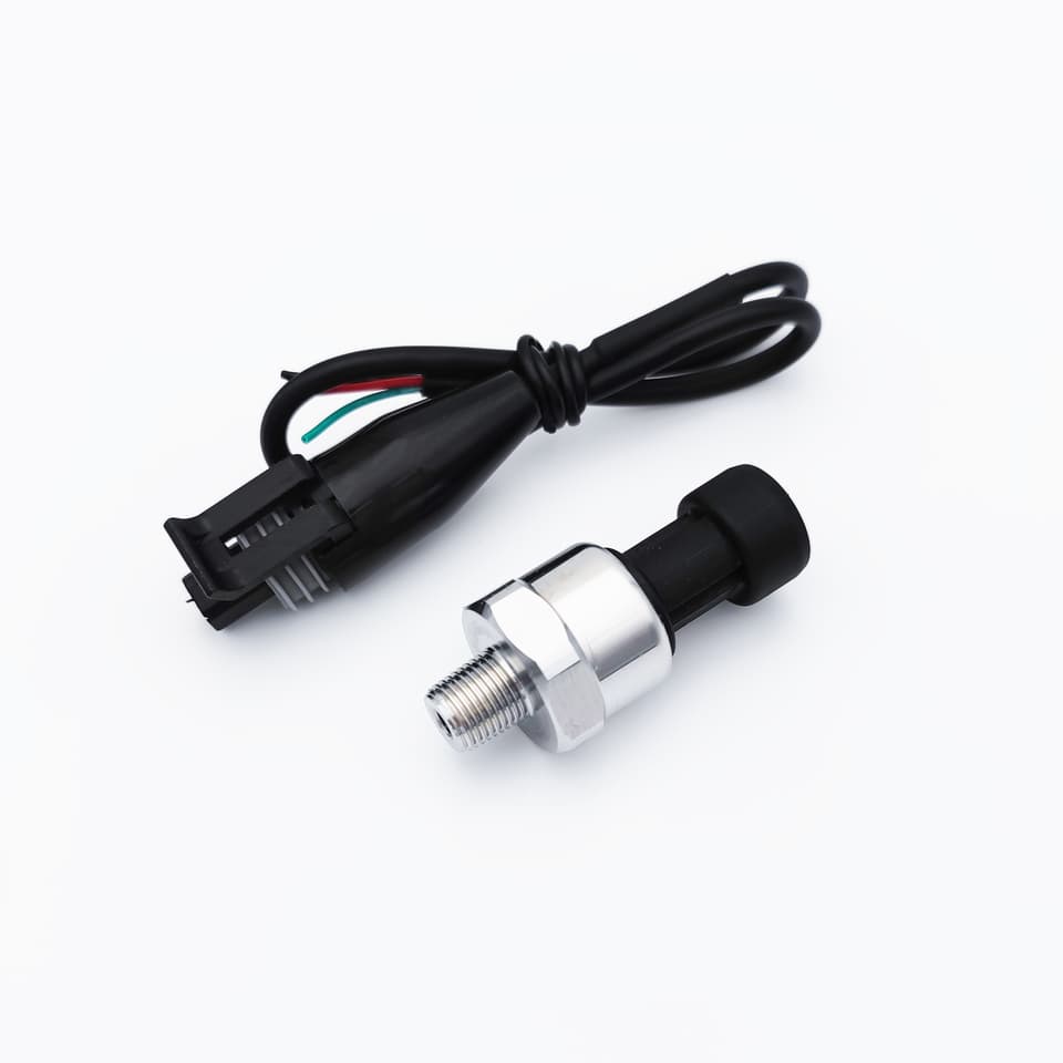 1/8NPT ceramic sensor stainless steel pressure transducer for water, oil, fuel, gas, air.