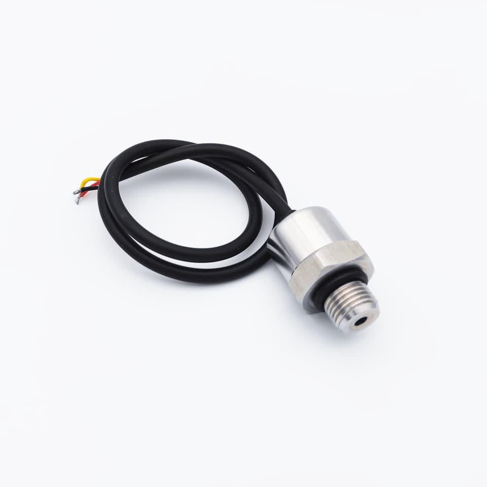 Stainless steel pressure sensor transmitter with G1/4 thread, ceramic sensor for water, oil, fuel, gas, and air applications, 0.5Mpa to 1.2Mpa range.