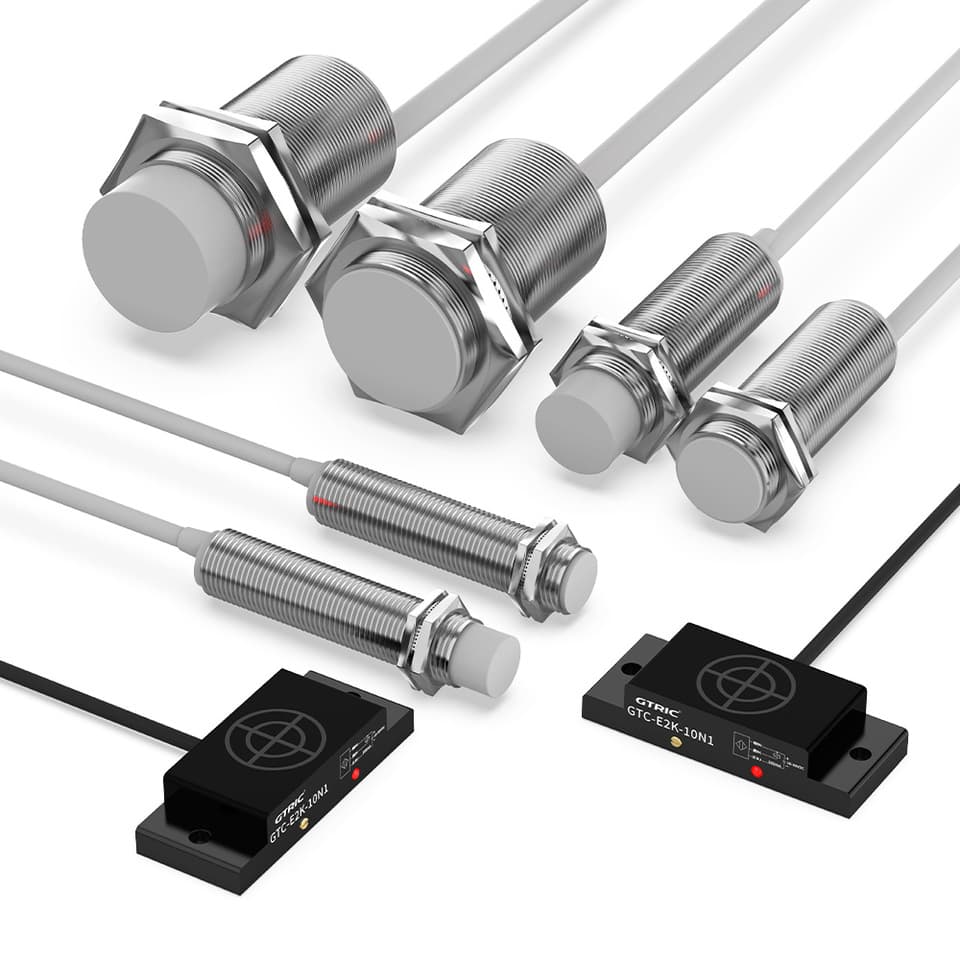 GTRIC M30 capacitive proximity sensor, 10-30VDC, NPN PNP, for non-metal and liquid level sensing.