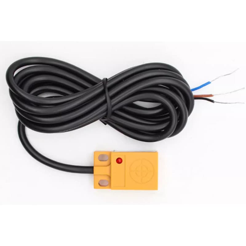 A KH TL-W5MC1 inductive proximity sensor, NPN DC 6-36V, designed for object detection.