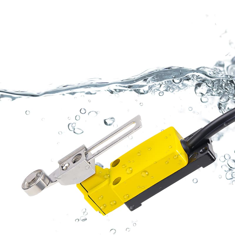 ENMG ET8108-CF IP67 waterproof travel limit switch with a roller lever for industrial use.